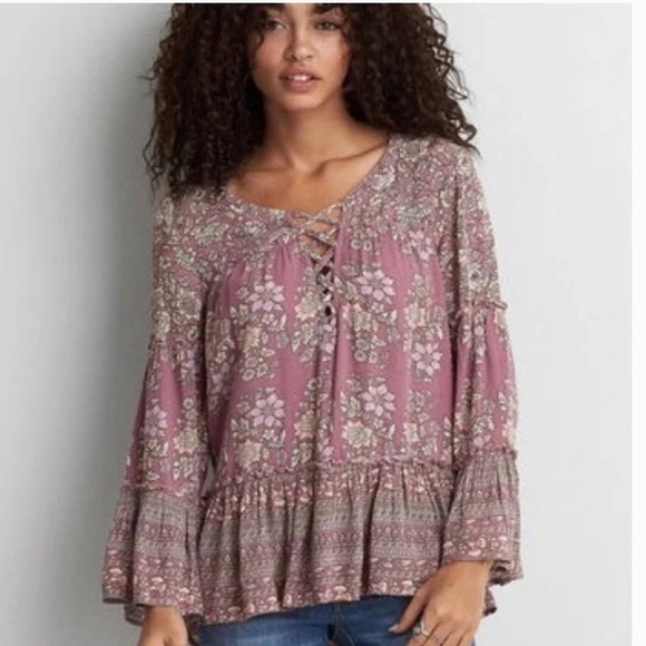 American Eagle Outfitters Floral‎ Bell Sleeve Blouse Top Size XS - Picture 1 of 8